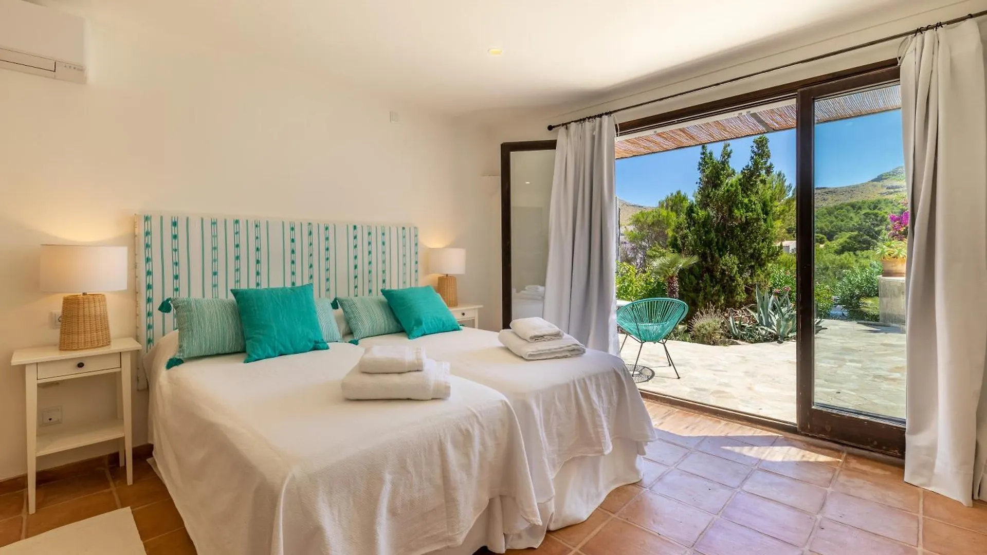 Villa Cavall Bernat Con Vistas Al Mar Cala de Sant Vicenc